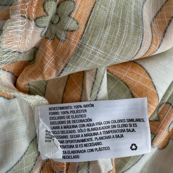 Wild Fable Women’s Pastel Yellow Leaf Floral Tiered Dress Size XS - Picture 6 of 8